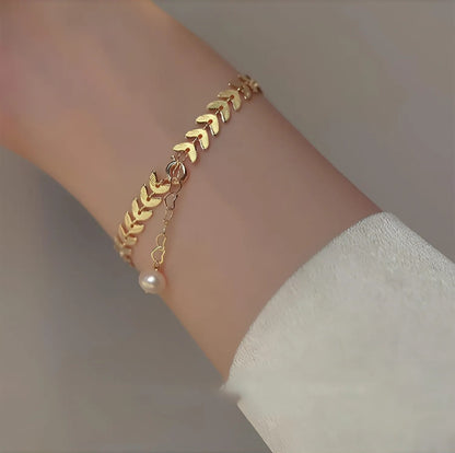 Leaf Pearl Gold Bracelet